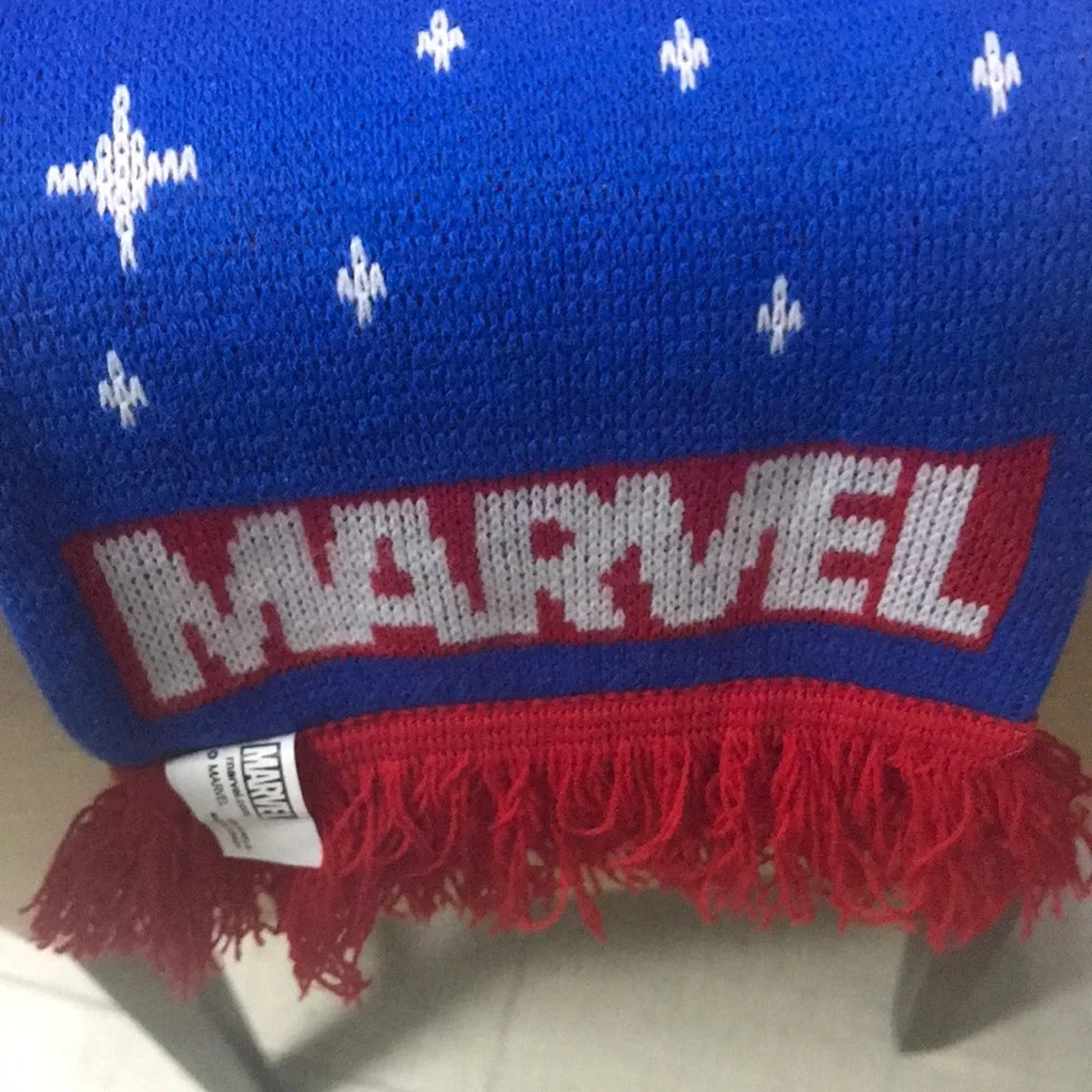 Disney Guardian of the Galaxy’s youth scarf